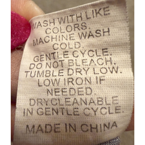 WOMENS CROP TOP SIZE LARGE IN RED AND BLACK W/2 SKELETAL HANDS ON FRONT - Picture 8 of 9